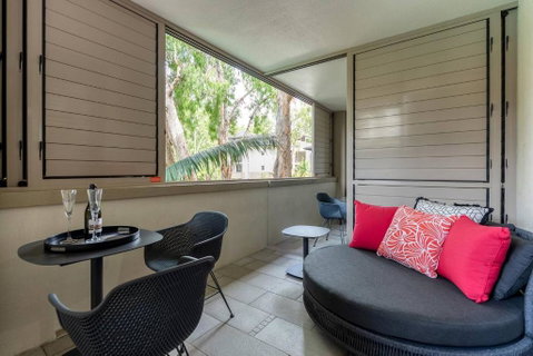 Rose At Temple Palm Cove - A Poolside Paradise - Accommodation Adelaide 2