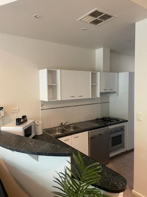 RNR Sturt Holiday Home - Accommodation Adelaide 2