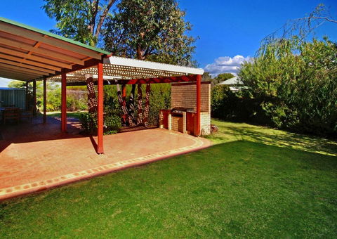 Rosewood Cottage - Accommodation Adelaide 3