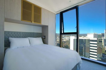 Rundle Retreat - 2BR Apartment With Stunning Views with Accommodation Adelaide