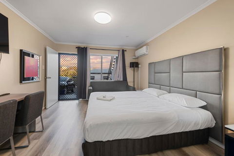 S1 Motel - Accommodation Adelaide 0