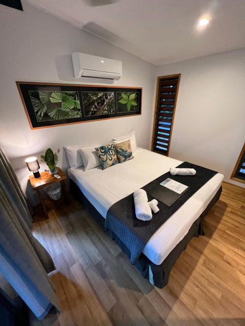 Safari Lodge - Accommodation Adelaide 1
