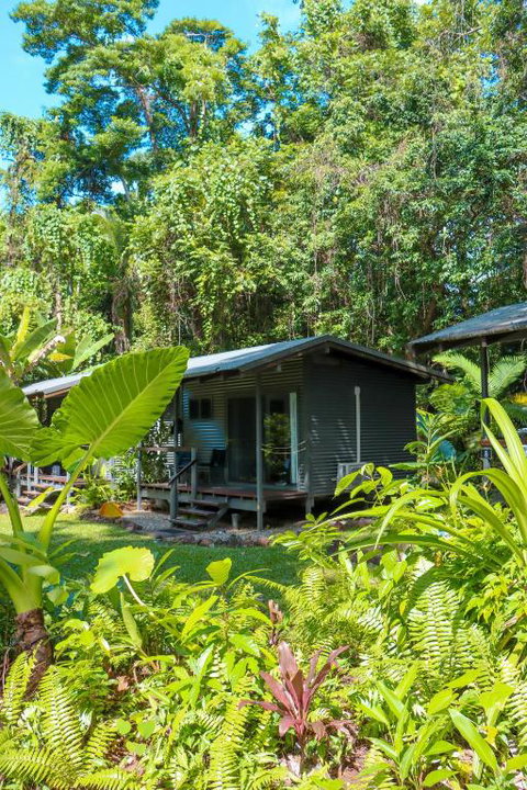 Safari Lodge - Accommodation Adelaide 0