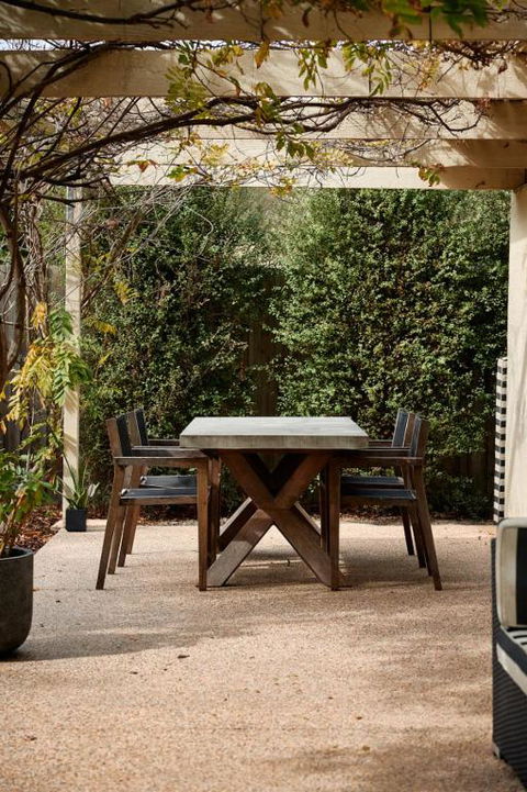 Salt Air Hideaway With Lush Backyard - Accommodation Adelaide 1