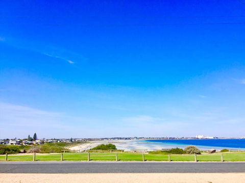 SALT @ North Beach WALLAROO (absolute Beachfront) - Accommodation Adelaide 0