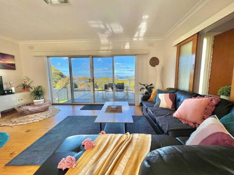 Saltwater Haven - Pets Welcome. Wifi. Amazing View - Accommodation Adelaide 1