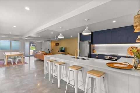 Salty Crab Bungalow - Accommodation Adelaide 0