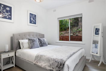 Sammy\'s Seaside Hideaway In Henley Beach with Accommodation Adelaide