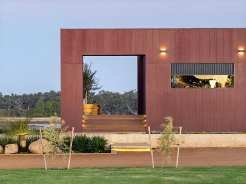 Samphire Chalet Tuart - Accommodation Adelaide 0