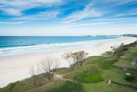 San Simeon Beachfront Apartments Tugun - Accommodation Adelaide 0