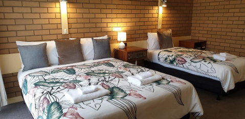 Sandpipers @ Millicent - Accommodation Adelaide 2