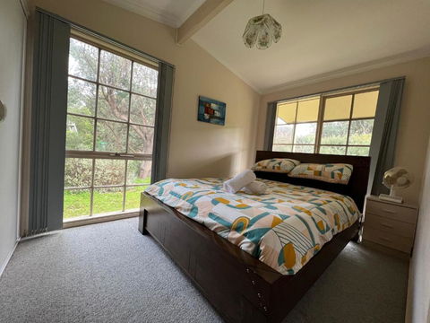 Sand, Surf & Sun - Accommodation Adelaide 0