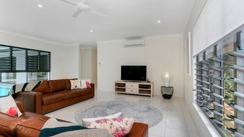 Sandcastles - Palm Cove - Accommodation Adelaide 3