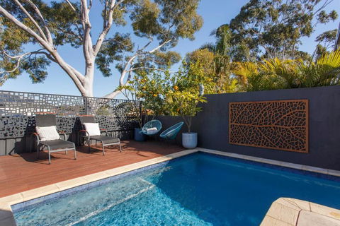 Stella Retreat - Townhouse With Pool - Accommodation Adelaide 1