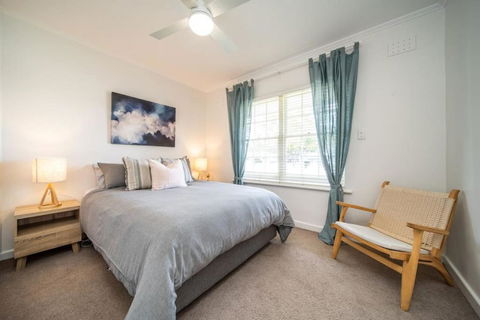 Surfs Up At Somerton Park - Accommodation Adelaide 2