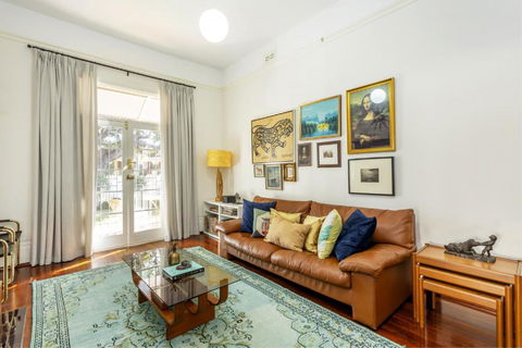 The Federation Cottage - EXECUTIVE ESCAPES - Accommodation Adelaide 3