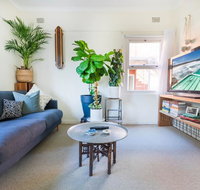 Beautiful Beach Home in Superb Location - Accommodation Adelaide