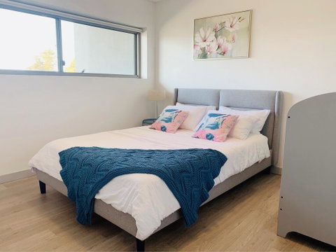Beautiful Home Close To Shopping Mall And Train Hornsby - Accommodation Adelaide 2