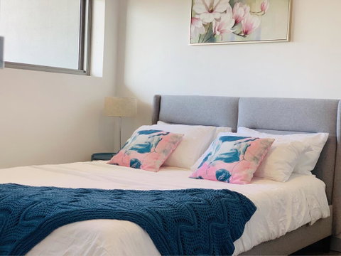 Beautiful Home Close To Shopping Mall And Train Hornsby - Accommodation Adelaide 0