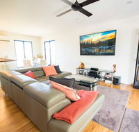 Beautiful Modern Luxury - Accommodation Adelaide