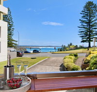 Beauty at the Beach - modern beachfront apartment - Accommodation Adelaide