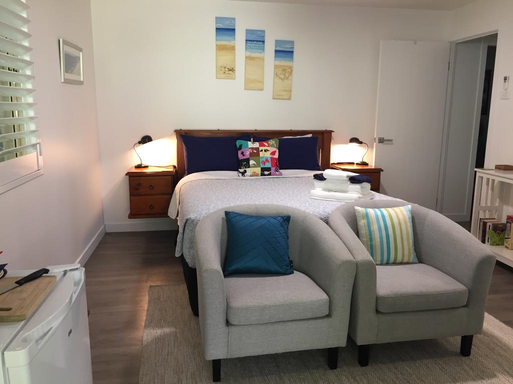 Cootharaba QLD Accommodation Adelaide