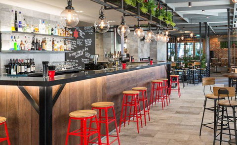 Beer Deluxe Albury - Accommodation Adelaide 0