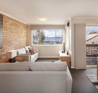 Beloka 9 - Overlooking Lake Jindabyne - Accommodation Adelaide