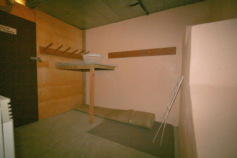 Benny's 3/25 Park Road - Accommodation Adelaide 3