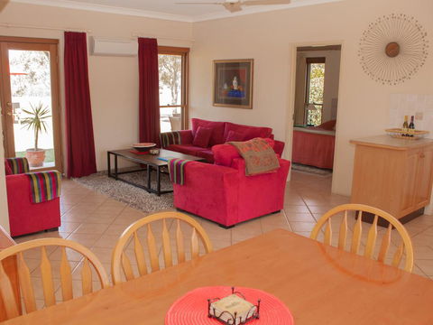 Berenbell Vineyard Retreat - Accommodation Adelaide 2