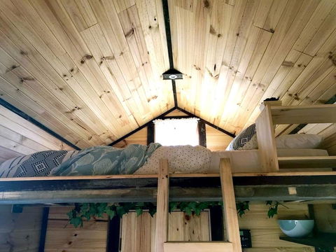 Big Tiny Altitude Tiny House Experience - Accommodation Adelaide 3