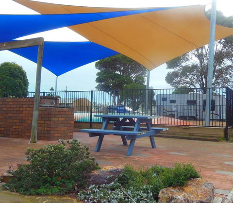 BIG4 Waters Edge Holiday Park - Accommodation Adelaide 2