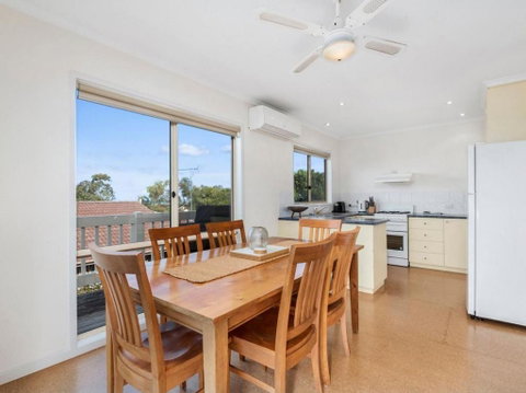 Bimbadeen - Accommodation Adelaide 3