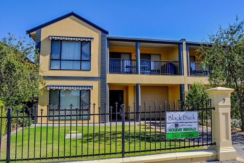 Black Duck - Accommodation Adelaide 0