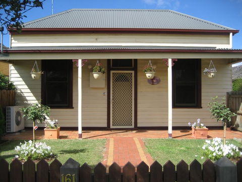 Bloomsbury Cottage - Accommodation Adelaide 0