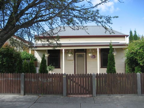 Bloomsbury Cottage - Accommodation Adelaide 2