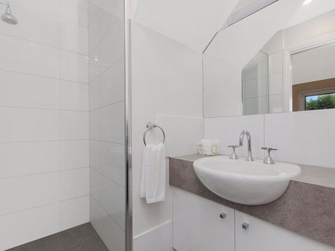 Blue Vista - Accommodation Adelaide 3