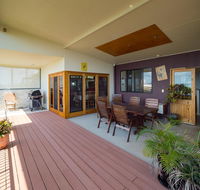 Blue Water Retreat - Upstairs - Accommodation Adelaide