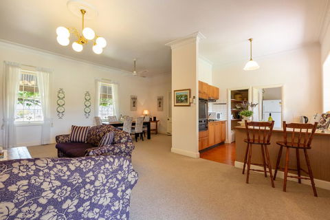 Bluebush Estate - Accommodation Adelaide 2