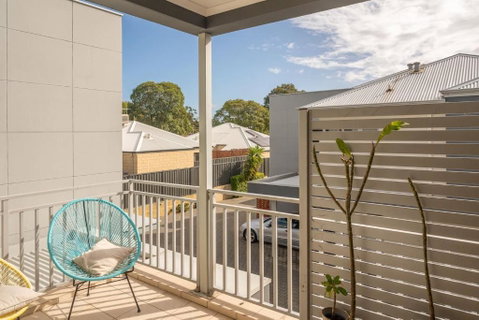 The Nordic Nook - A Relaxed Redcliffe Stay - Accommodation Adelaide 1