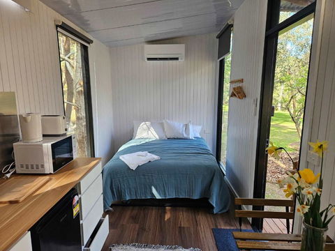 The Verge Of Nowhere Oak By Tiny Away - Accommodation Adelaide 0