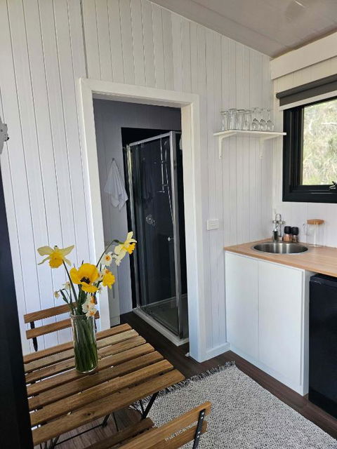 The Verge Of Nowhere Oak By Tiny Away - Accommodation Adelaide 3