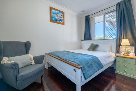 Warmth House Nr Airport 2rooms 5beds Yard N Parking - Accommodation Adelaide 2