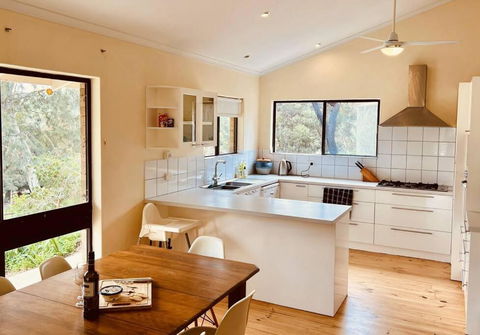 Yankalilla Foothills Retreat - Accommodation Adelaide 3
