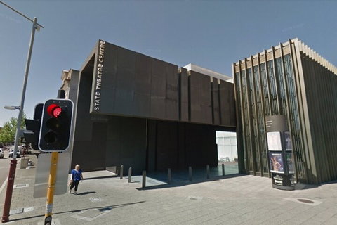 Perth Scavenger Hunt: Perched On A Swan - Accommodation Adelaide 4