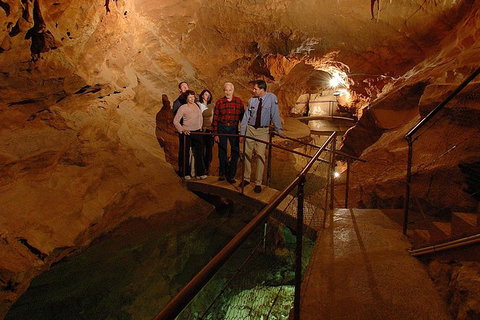 Private Tour: Jenolan Caves & Blue Mountains In A Day - Accommodation Adelaide 3