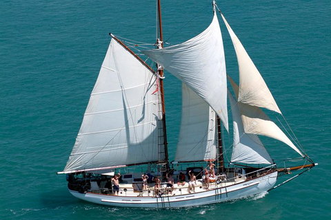 Whitehaven Beach Sailing And Snorkeling Cruise - Accommodation Adelaide 5