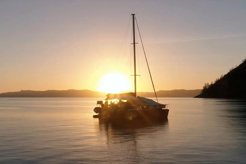2-Night Whitsunday Islands All-Inclusive Sailing Tour From Airlie Beach - Accommodation Adelaide 0