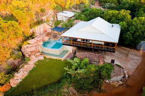 Wet Season Incredible Islands Tour - Horizontal Falls & Cygnet Bay Pearl Farm - Accommodation Adelaide 5