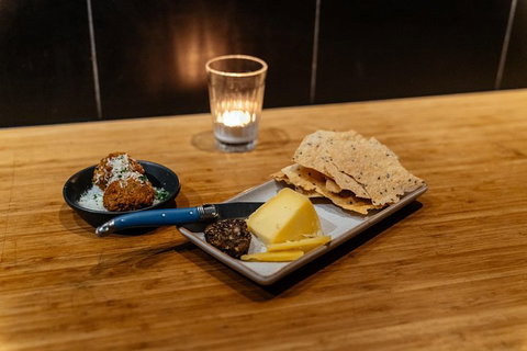 The Flavors Of Perth: Fremantle Wine & Bites Private Tour - Accommodation Adelaide 4